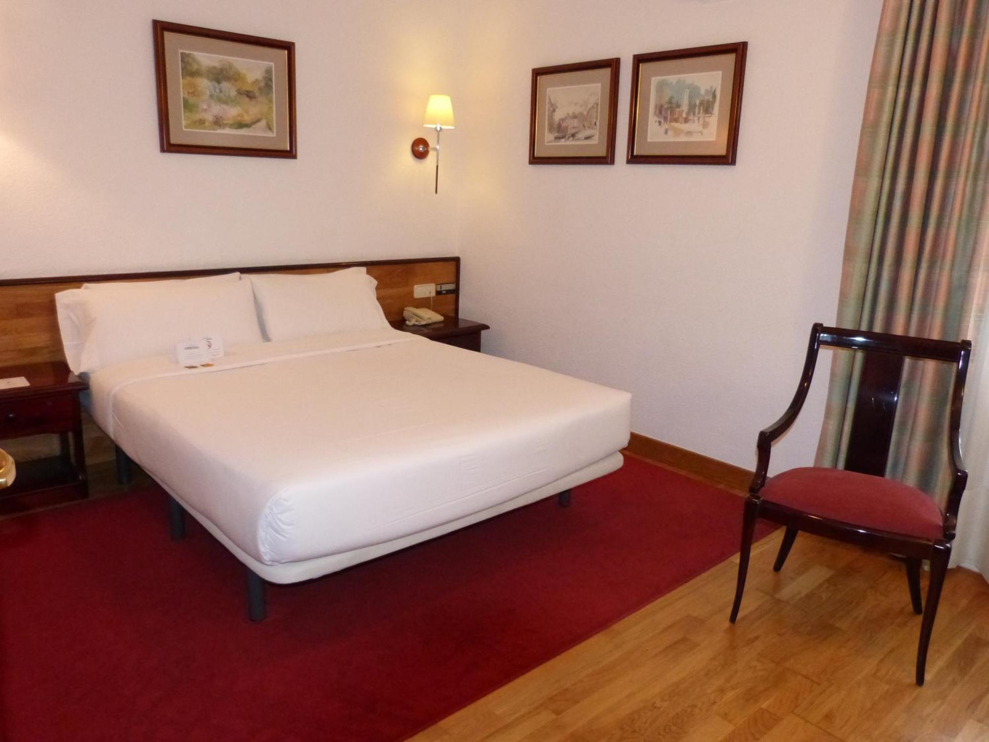 Hostal Navarra Памплона Экстерьер фото