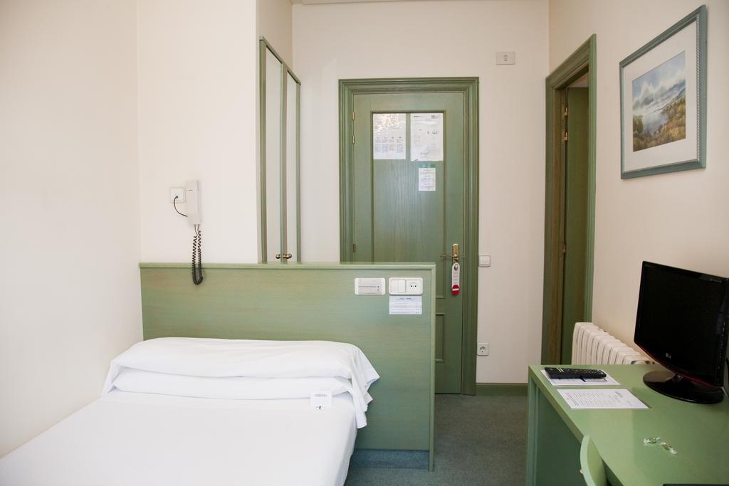 Hostal Navarra Памплона Экстерьер фото