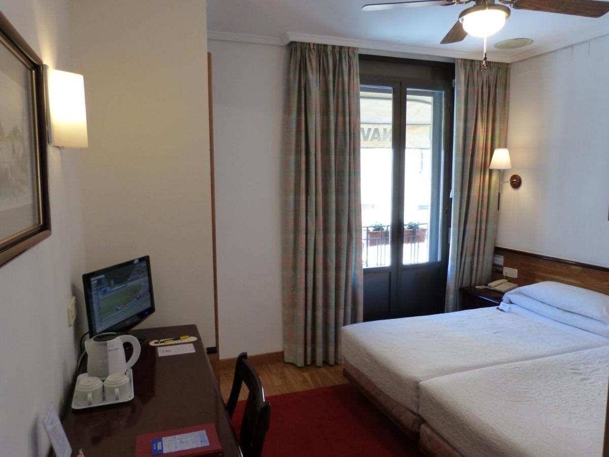 Hostal Navarra Памплона Экстерьер фото